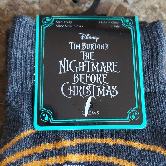 Bundle of two pair of Socks - Picture 2 of 3